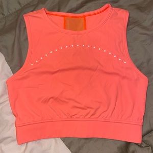 Cropped Lululemon top